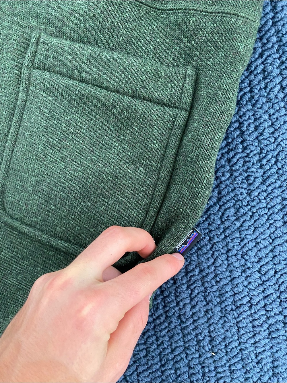 Paragonia Fleece Jumper - Picture 5 of 9